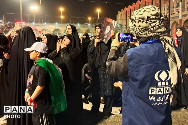 آیین وداع ملت ایران با پدر امت؛ خیزش یک ملت در سوگ رهبر شهید