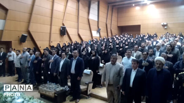 آیین گرامیداشت هفته معلم و تجلیل ازمعلمین زحمت کش  شهرستان کوهدشت 