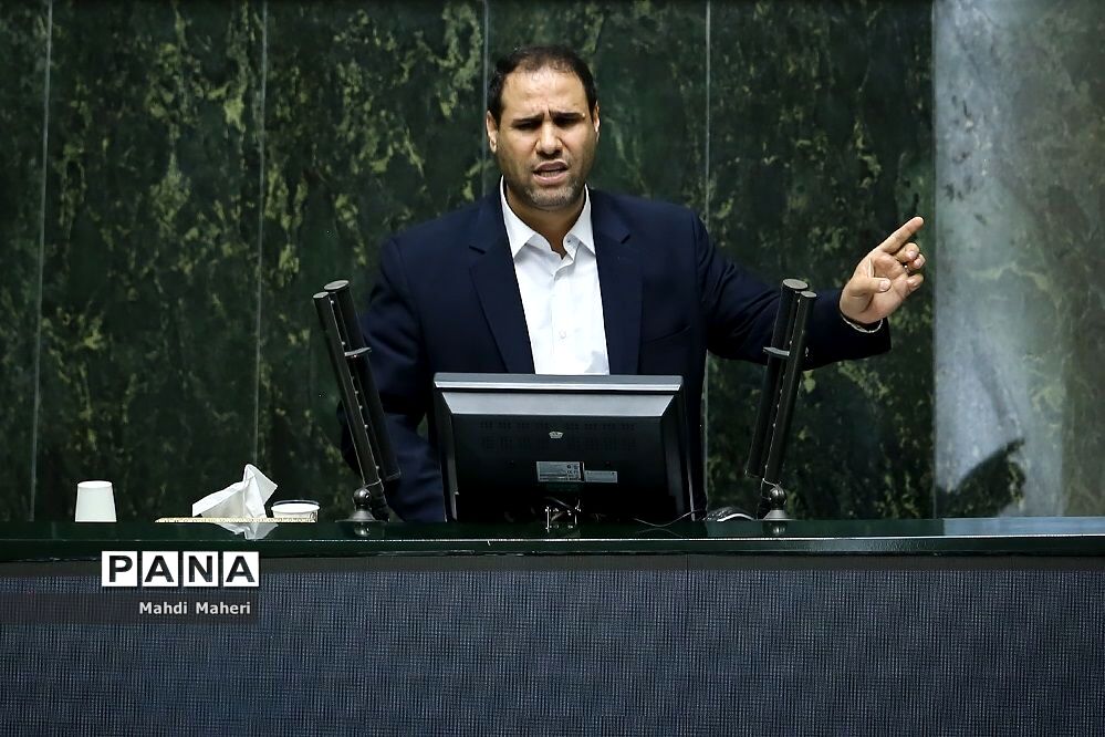 با اجرای قانون رتبه‌بندی، حقوق معلمان ۲۶ درصد رشد پیدا کرد