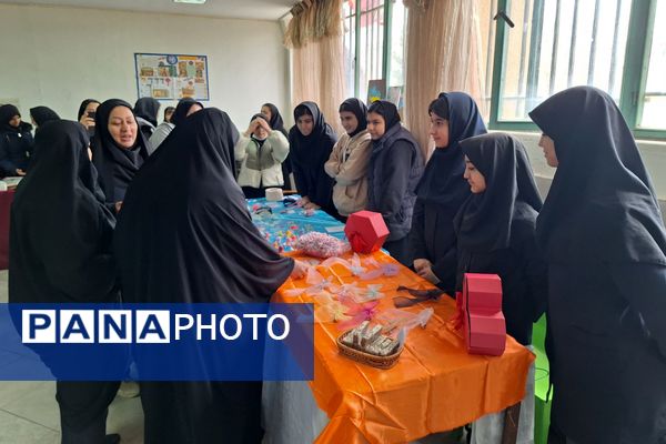 جشنواره ایرانمون در دبیرستان خدیجه کبری (س) پردیس