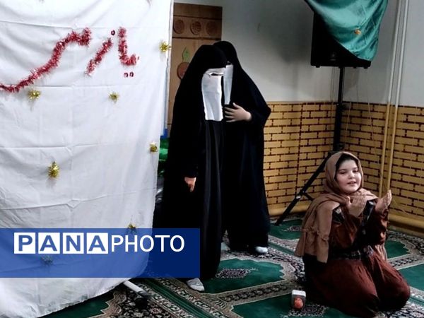 سوگواری همراه با شور و عشق فاطمی و پویش نذر کتاب در مدرسه شهید جواهری دو 