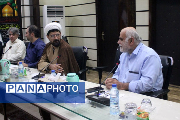 نشست ستاد استانی انتخابات دوازدهمین دوره مجلس دانش‌آموزی استان بوشهر