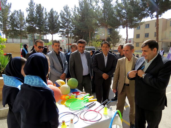 انتخابات همیار مشاور مدرسه دخترانه فرزانگان