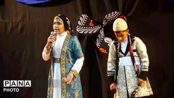 طنین شادی در بهار دل‌ها؛ جشن وحدت کودکان و نوجوانان خرم‌آبادی