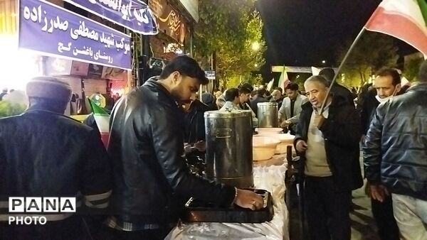 گذری بر فعالیت موکب مردمی شهید مصطفی صدر زاده در مراسم چهلم رهبر شهید و شهدای میناب