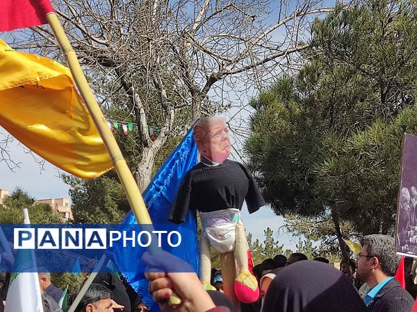 راهپیمایی ۲۲ بهمن در دیار حاج قاسم سلیمانی