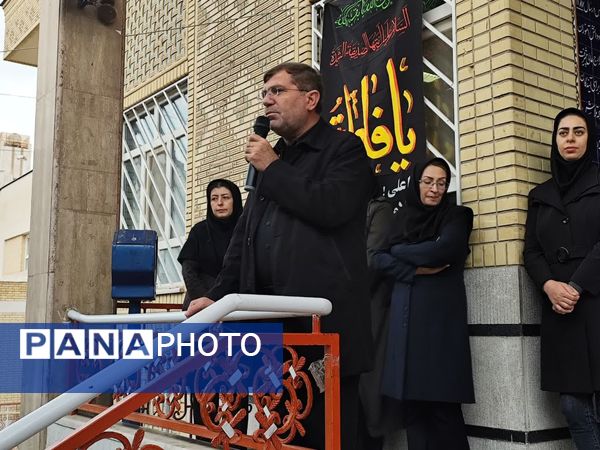 بیست و ششمین مانور زلزله و ایمنی در دبستان شهید تیمور فروغی 