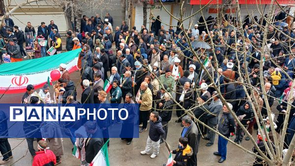 راهپیمایی ۲۲ بهمن در شهرستان فارسان