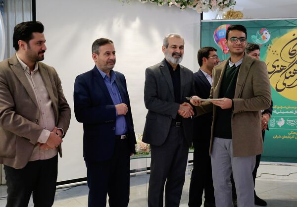 آیین اختتامیه جشنواره‌های فرهنگی و هنری کشور به میزبانی تبریز