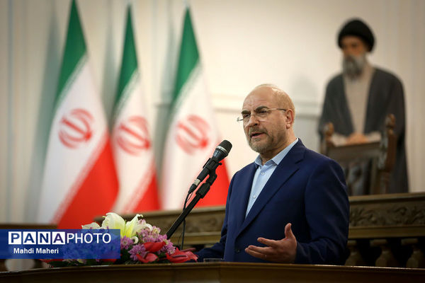 باید اقتصاد مصلحت محور را به اقتصاد آینده محور تبدیل کنیم