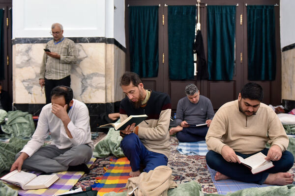 آیین معنوی اعتکاف در حرم مطهر رضوی- ۳