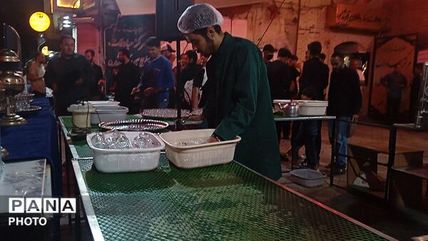چایخانه فاطمه الزهرا در صد و بیست و دومین شب از اجتماعات مردمی