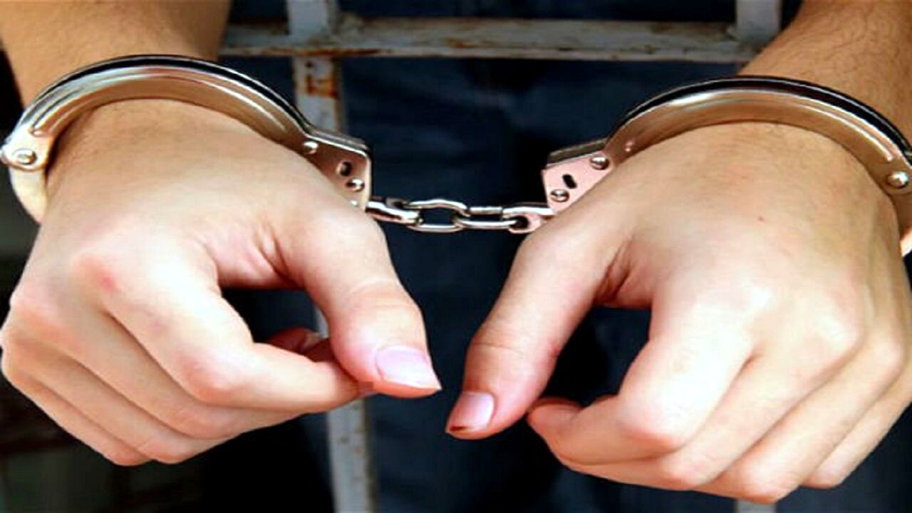 دستبند پلیس"قاینات" بر دستان سارق و مالخر 