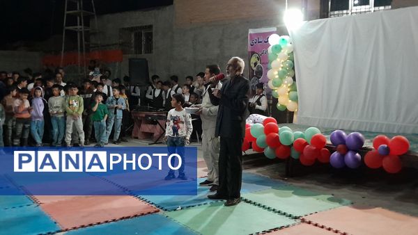 برگزاری جنگ شادی خانوادگی در مصلی شهر سلامی به مناسبت عید سعید فطر