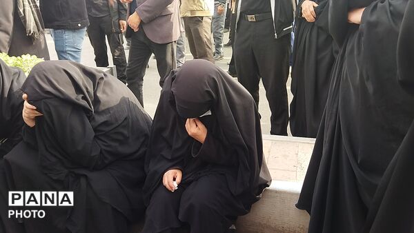 شهر نیشابور مشکی پوش شدـ۳