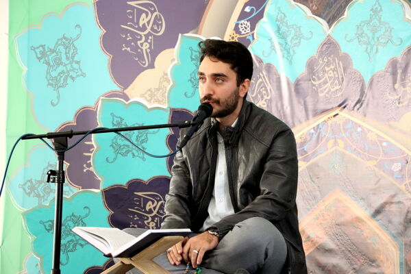 محفل انس با قرآن در مدرسه میثاق مکتب‌الصادق (ع) 