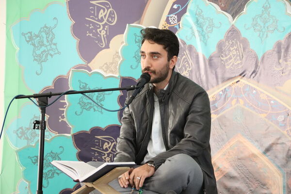 محفل انس با قرآن در مدرسه میثاق مکتب‌الصادق (ع) 