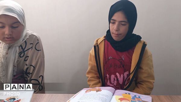  حضور دانش آموزان وکودکان در مجموعه فرهنگی آدینه شهر بار
