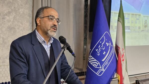 جلسه دوم هدایت تحصیلی ویژه پایه نهم دبیرستان دوره اول بعثت واحد۶ 