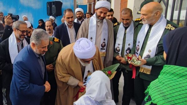 آیین افتتاح همزمان دبستان و کلنگ‌زنی سالن مطالعه مجموعه امام حسین(ع) در مشهد
