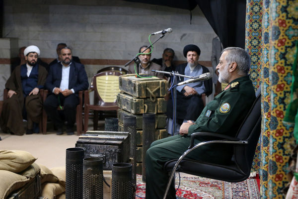 یادواره شهدای دبیرستان دین و دانش قم