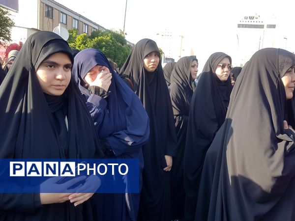 تجمع مشهدی‌ها در فراق سیدالشهدای خدمت