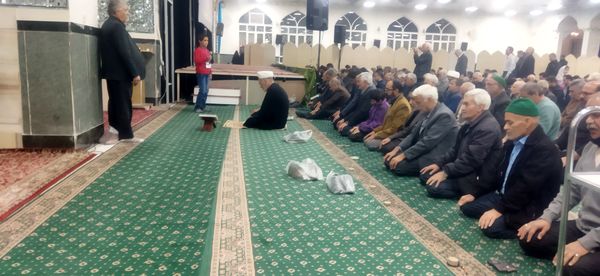 حضور دانش‌آموزان دبستان پسرانه فضیلت در نمایش آیینی یاس نبوی