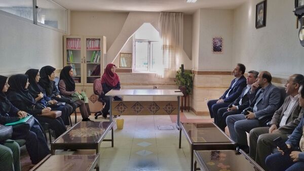 بازدید مدیرکل آموزش و پرورش البرز از مدارس اشتهارد