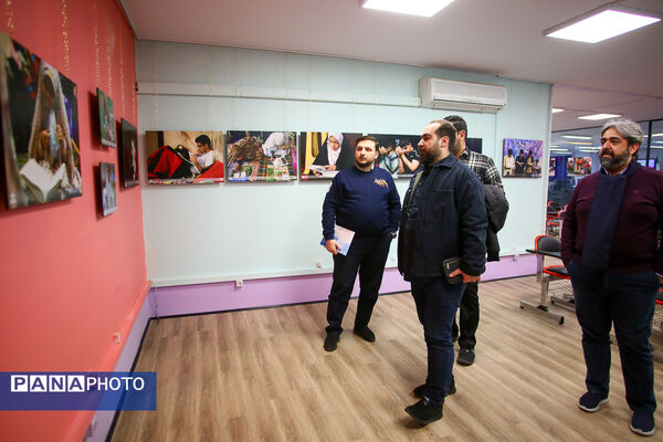 بازدید معاون رسانه مرکز ارتباطات و امور بین‌الملل شهرداری تهران از نمایشگاه نوراوی اعتکاف