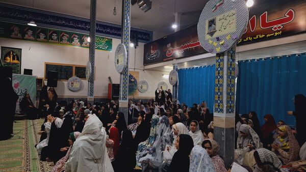 افتتاحیه مراسم اعتکاف دانش‌آموزی در مسجد ابا صالح المهدی صفادشت