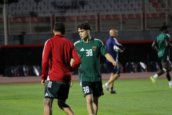 تمرین پیش از بازی با تراکتور تیم الوحده امارات