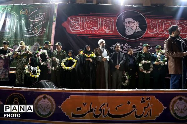 ارتشیان جان فدا، در میدان صحنه ها کنار مردم