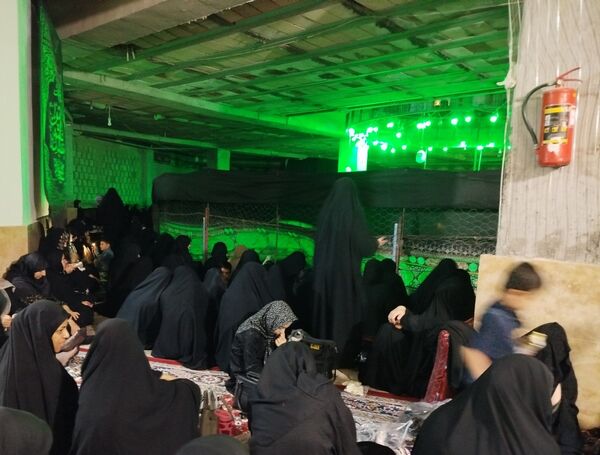 برگزاری مراسم شب سوم محرم به‌صورت باشکوه در مجمع انصارالحسین