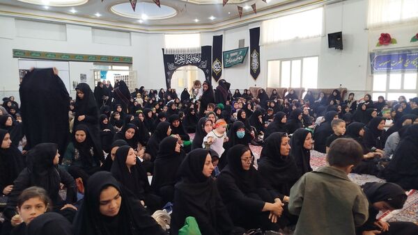آیین شیرخوارگان حسینی در نخستین روز محرم در مساجد  نیشابور و شهر بار