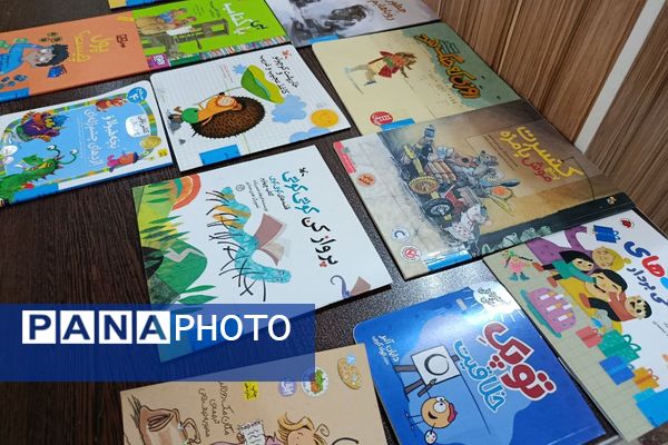  بازدید هدفمند دانش‌آموزان ورامینی از کتابخانه عمومی