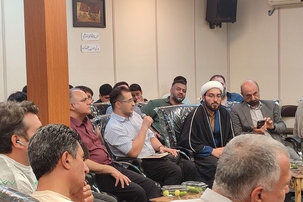 نخبگان پیشوا در کنار امام جمعه؛ تجدید عهد با آرمان‌های ۱۵ خرداد