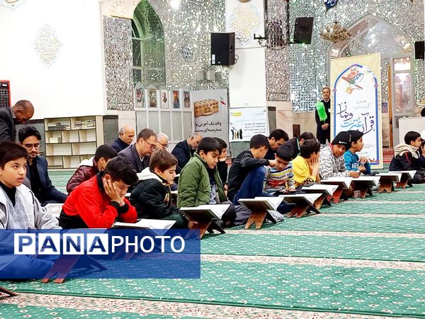 محفل انس با قرآن کریم در کاشمر