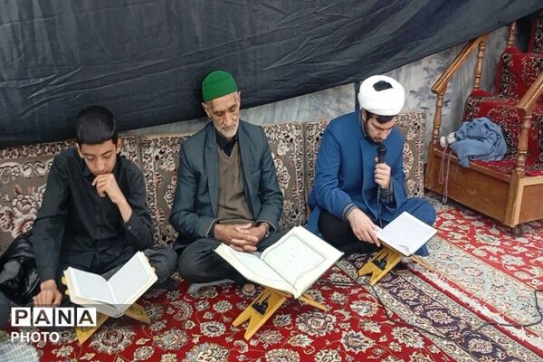 جزء خوانی قرآن در ماه مبارک رمضان  مسجد جامع شهر بار نیشابور 