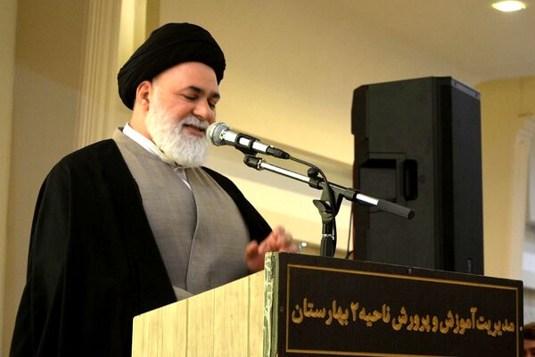 آیین بزرگداشت روز معلم ویژه معلمان و فرهنگیان ناحیه۲ بهارستان