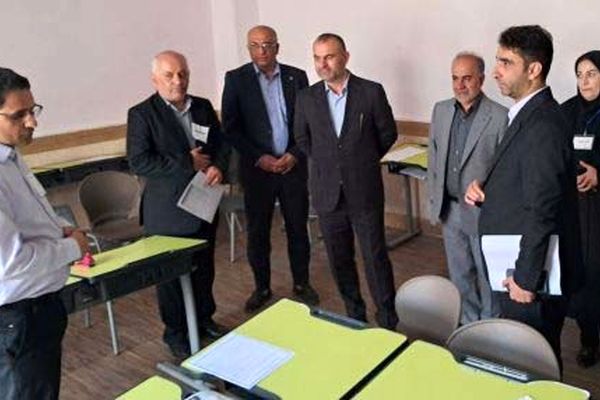 فولادی از فرایند مصاحبه تخصصی داوطلبان استخدامی بازدید کرد