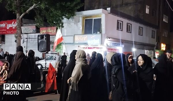 امیریه در هشتاد و هشتمین شبِ همدلی با نجوای امید و همبستگی در سکوتِ شهر غوغا کرد
