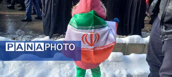 راهپیمایی پرشور ۲۲ بهمن ماه در شهرستان نیشابور