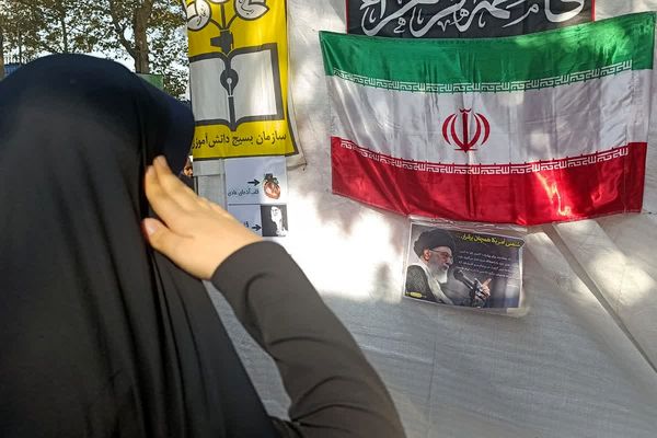 همه‌باهم در راهپیمایی روز دانش‌آموز؛ تجلی وحدت و آگاهی نسل نو