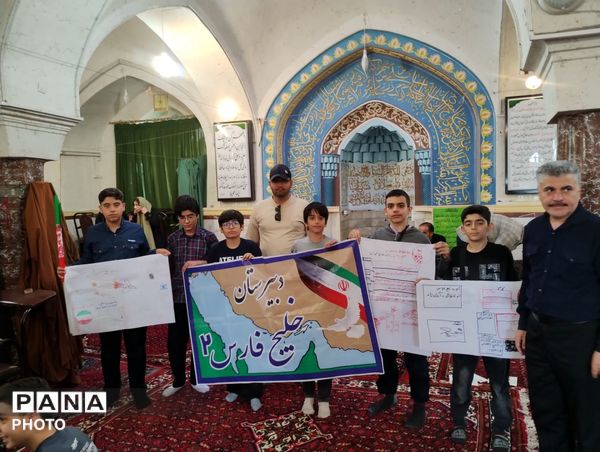 دانش‌آموزان همدانی یاد شهدای میناب را گرامی داشتند