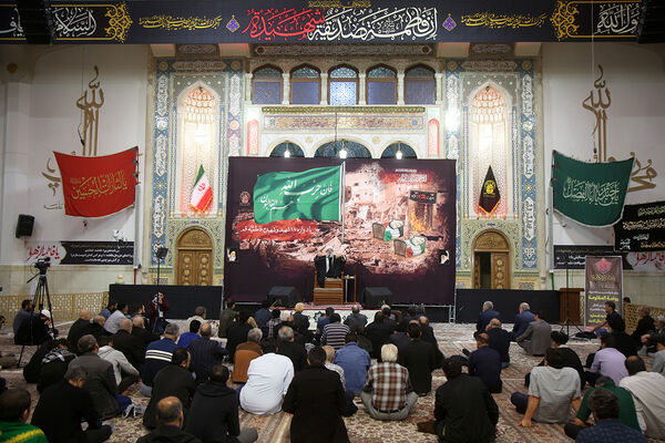 مراسم یادبود کودکان و زنان شهید بمباران هوایی روضه فاطمیه قم