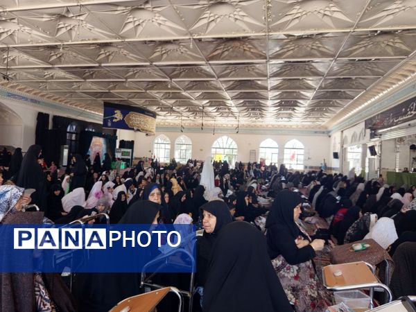 نماز جمعه ای متفاوت با بوی خون خبرنگاران شهید