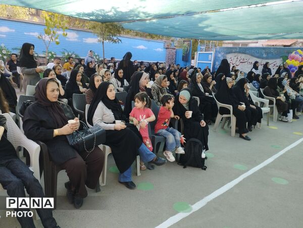 برگزاری جشن شکوفه ها در دبستان امامت ناحیه دو