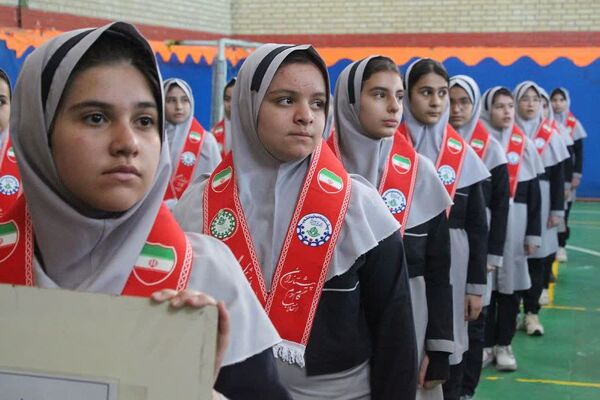 همایش یاوران انقلاب، پیشتازان مقاومت در بهارستان‌دو