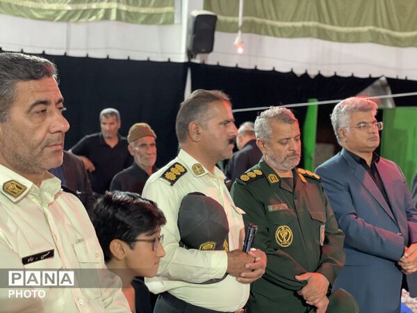 امام جمعه کاشمر در هیأت عزاداری روستای عشرت آباد حضور یافت 