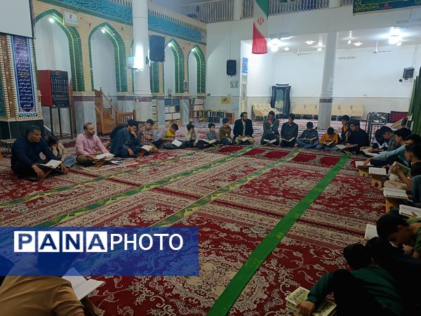 محفل انس با قرآن کریم در کاشمر 